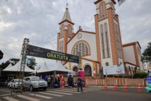 O evento ocorre em frente à Catedral Santo Antônio Foto MB Comunicação - Divulgação